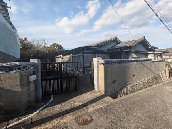 呉市焼山中央、土地の画像です