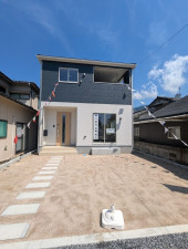 呉市仁方桟橋通、新築一戸建ての画像です