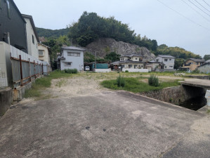 呉市広白岳、土地の画像です
