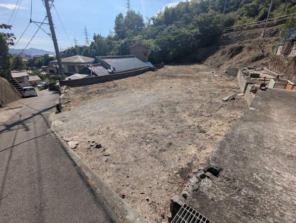 呉市上平原町、土地の画像です