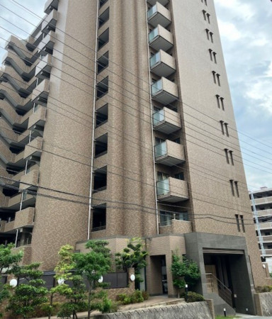 呉市阿賀中央、マンションの外観画像です