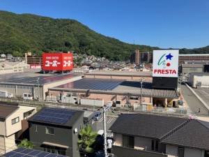 呉市広白石、マンションのスーパー画像です