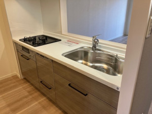 呉市広大新開、マンションのキッチン画像です