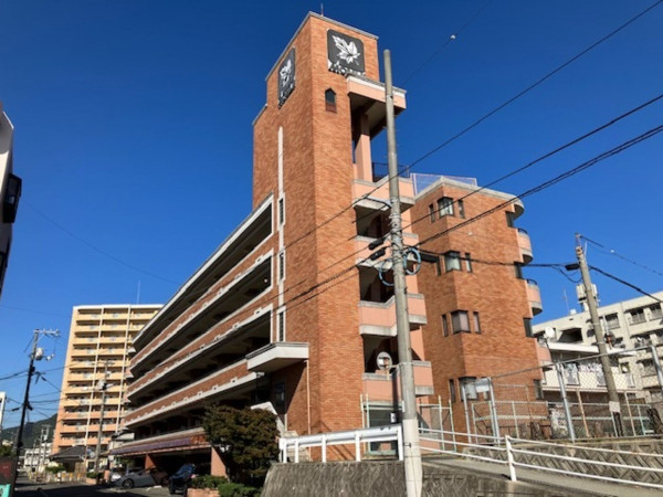 呉市広大新開、マンションの外観画像です