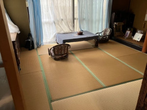 呉市上山田町、中古一戸建ての居間画像です