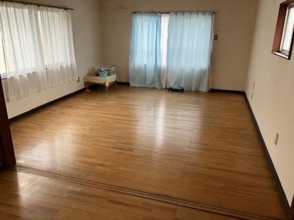 呉市上山田町、中古一戸建ての寝室画像です