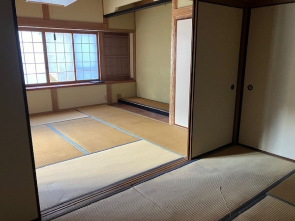 呉市広白石、中古一戸建ての居間画像です