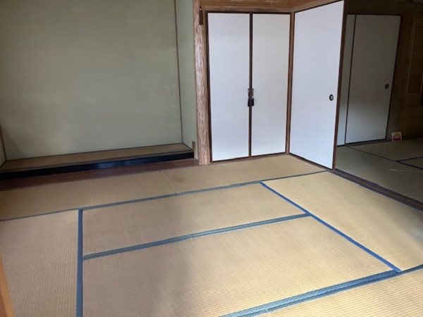 呉市広白石、中古一戸建ての居間画像です