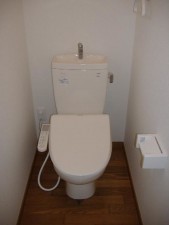 岡山市北区富原、中古一戸建てのトイレ画像です