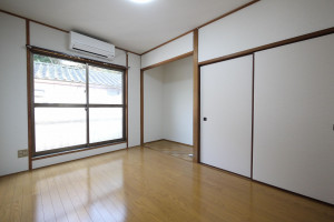 岡山市北区谷万成、収益物件/アパートの画像です