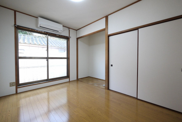 岡山市北区谷万成、収益物件/アパートの画像です