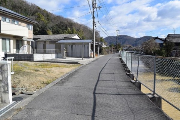 岡山市北区玉柏、土地の画像です
