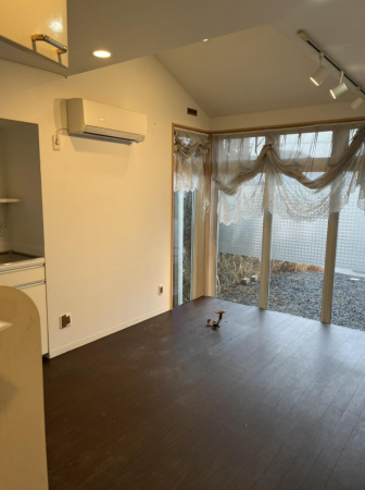 岡山市北区富原、中古一戸建ての居間画像です