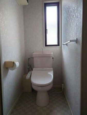 岡山市北区津高台、中古一戸建てのトイレ画像です