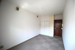 岡山市北区中山下、マンションの画像です