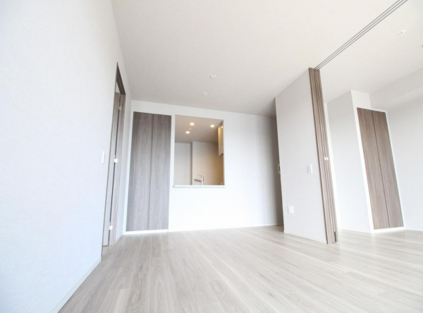 岡山市北区表町、マンションの居間画像です