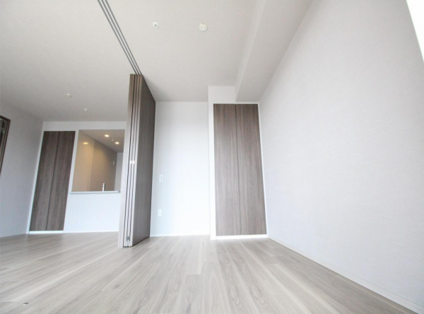 岡山市北区表町、マンションの居間画像です