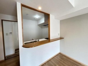 岡山市北区国体町、マンションの画像です