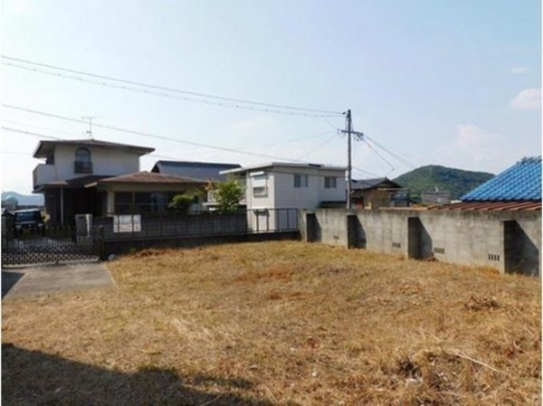 岡山市北区谷万成、土地の画像です