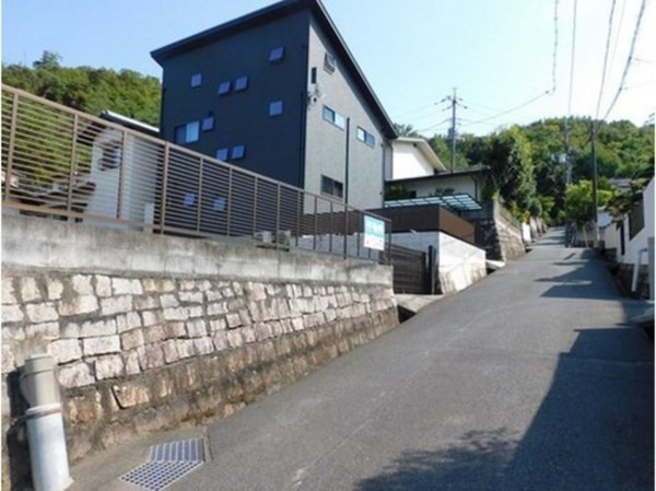 岡山市北区谷万成、土地の画像です