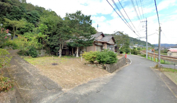 岡山市北区建部町西原、土地の画像です