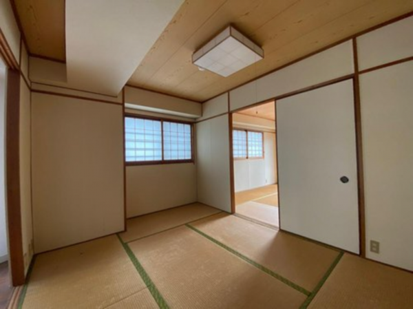 岡山市北区桑田町、マンションの画像です