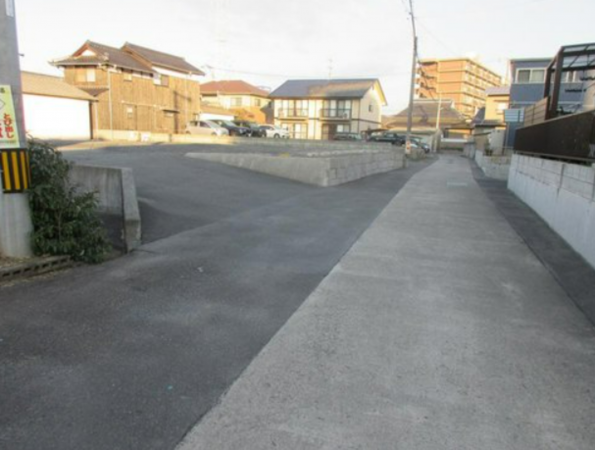 岡山市北区津高、土地の画像です