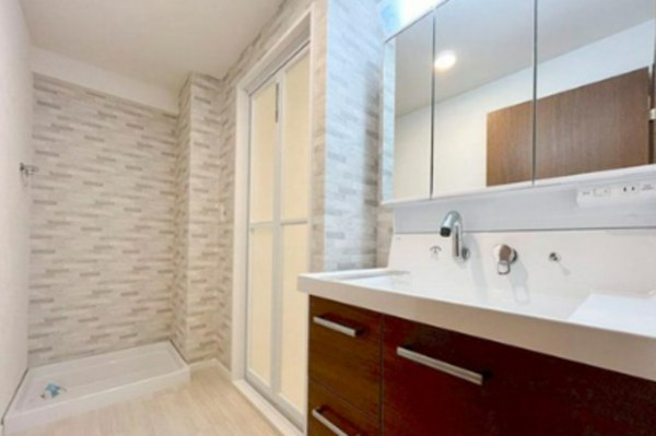 岡山市北区矢坂東町、マンションの画像です