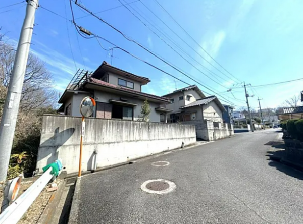 岡山市北区佐山、中古一戸建ての画像です