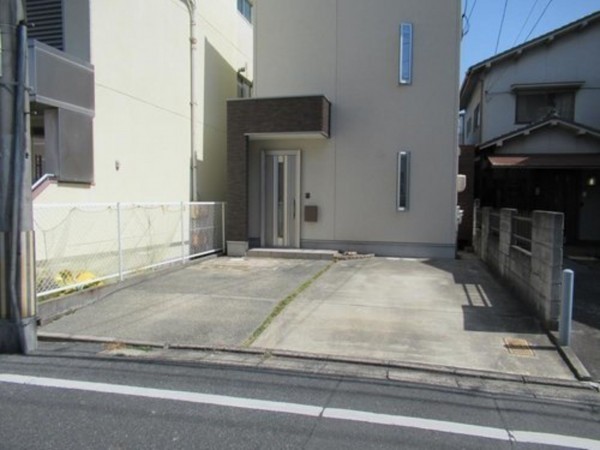 岡山市北区伊福町、中古一戸建ての画像です