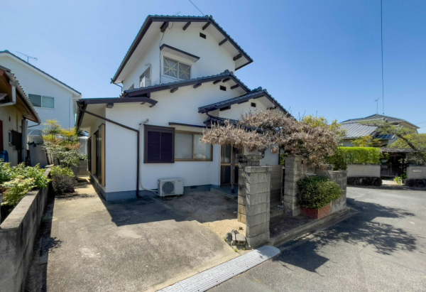 岡山市北区惣爪、中古一戸建ての画像です