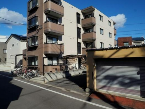 岡山市北区広瀬町、収益物件/マンションの間取り画像です