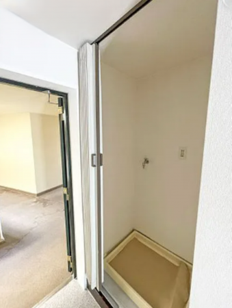 岡山市北区伊島町、マンションの画像です