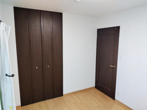 岡山市北区上中野、マンションの画像です