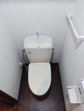 岡山市北区上中野、マンションの画像です