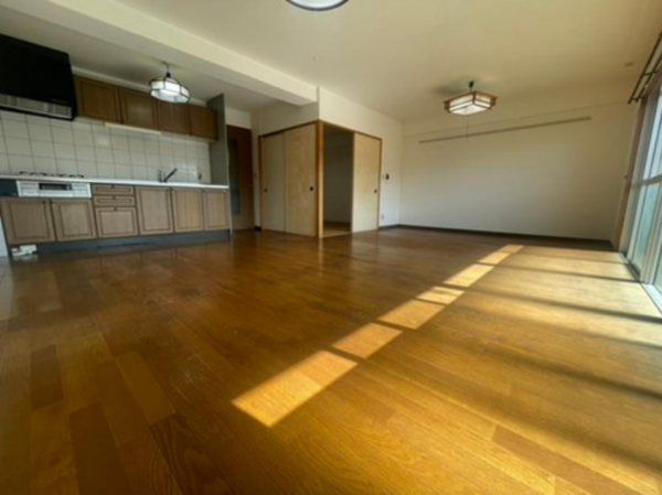 岡山市北区矢坂東町、マンションの画像です