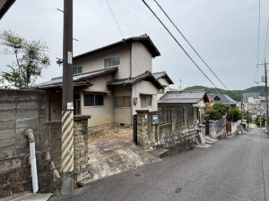 岡山市北区谷万成、土地の画像です