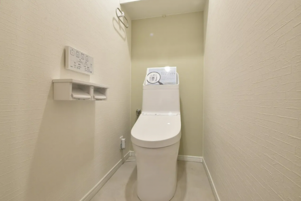 岡山市北区厚生町、マンションの画像です