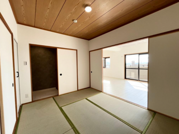 岡山市北区東古松、マンションの画像です
