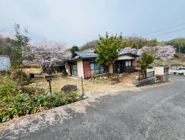 岡山市北区富原、中古一戸建ての画像です