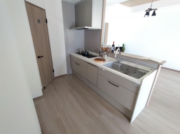 岡山市北区西古松、マンションの画像です