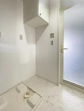 岡山市北区西長瀬、マンションの画像です