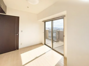 岡山市北区西長瀬、マンションの画像です