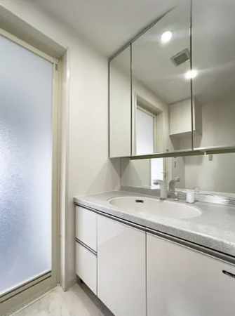 岡山市北区西長瀬、マンションの画像です