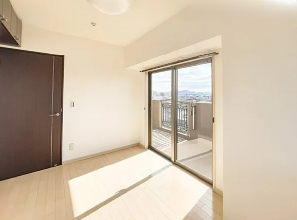 岡山市北区西長瀬、マンションの画像です