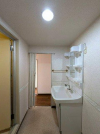 岡山市北区京山、マンションの画像です