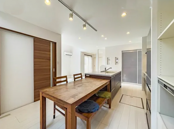 岡山市北区今保、中古一戸建ての画像です