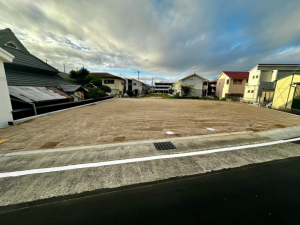 岡山市北区津島福居、土地の画像です