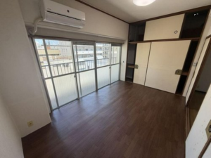岡山市北区内山下、マンションの画像です