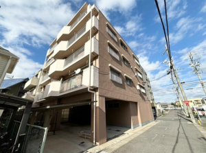 安城市東栄町、マンションの外観画像です